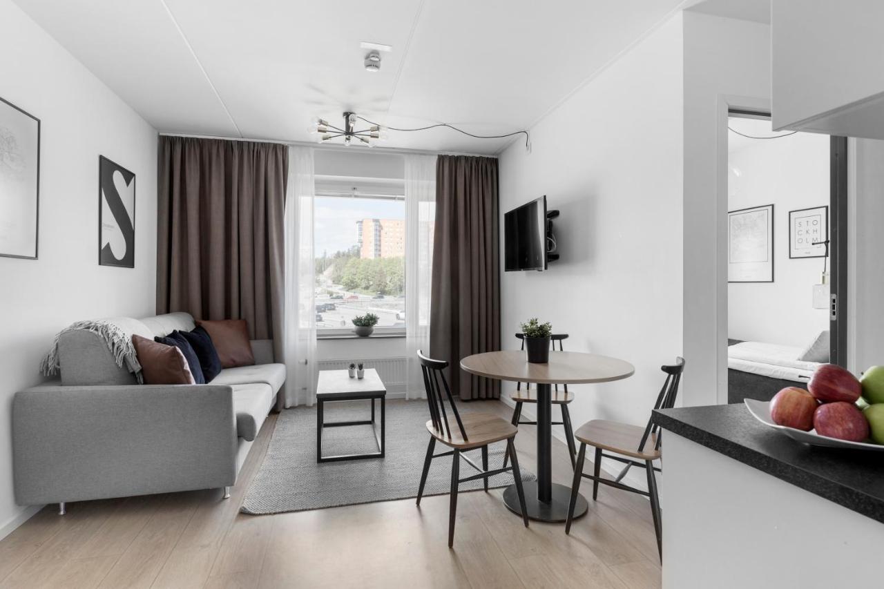 Forenom Hotel Flemingsberg - 10Min From Aelvsjoe Huddinge község Kültér fotó