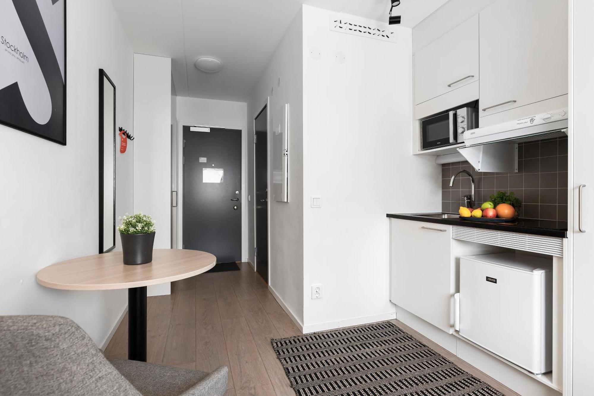 Forenom Hotel Flemingsberg - 10Min From Aelvsjoe Huddinge község Szoba fotó