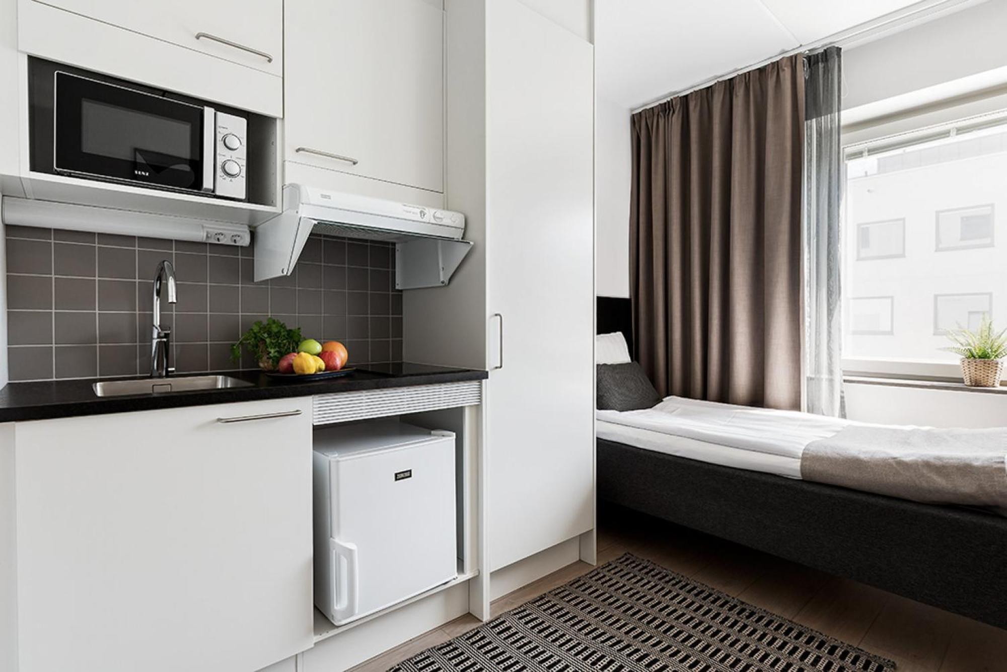 Forenom Hotel Flemingsberg - 10Min From Aelvsjoe Huddinge község Kültér fotó